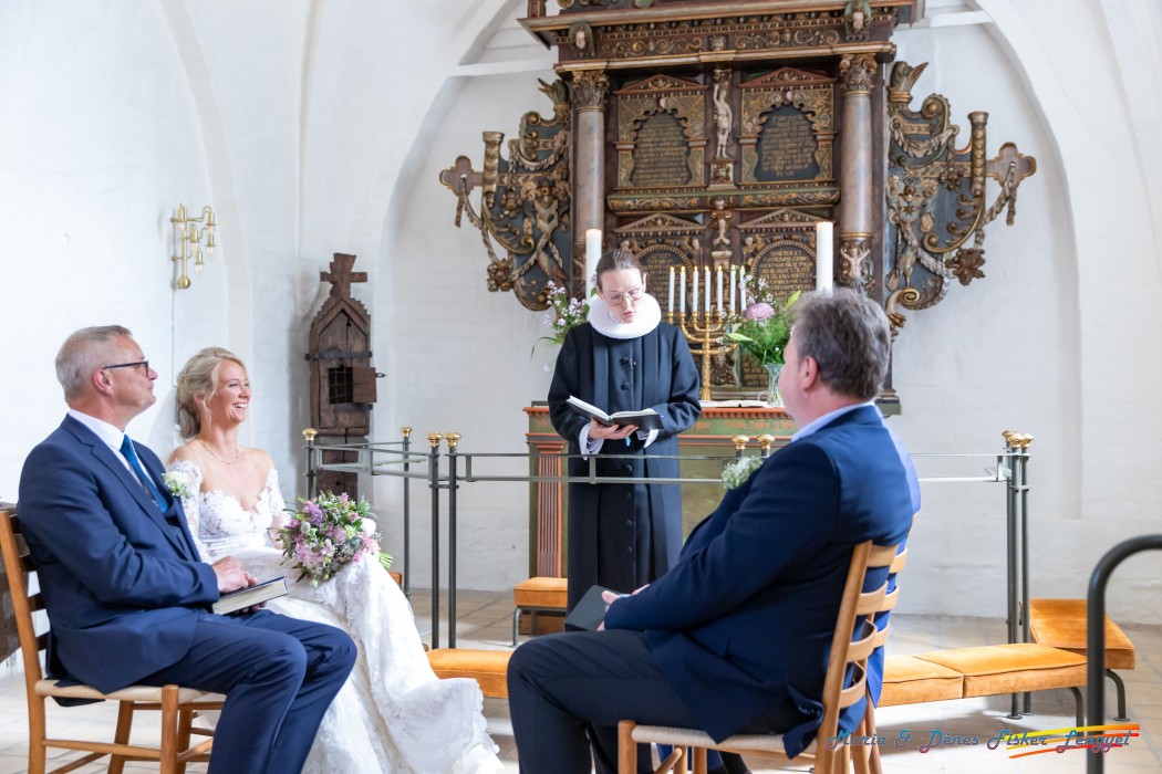 kirke maria denes